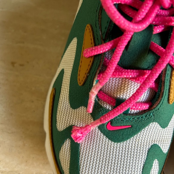 Nike AirMax 200 Mystic Green Sz 7 - Picture 7 of 9